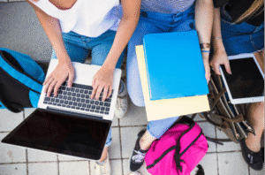 Read more about the article Useful Online Tools for College and University Students 