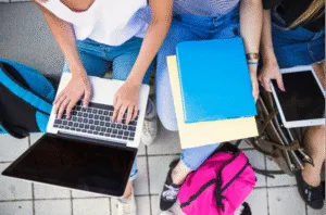 Read more about the article Useful Online Tools for College and University Students 